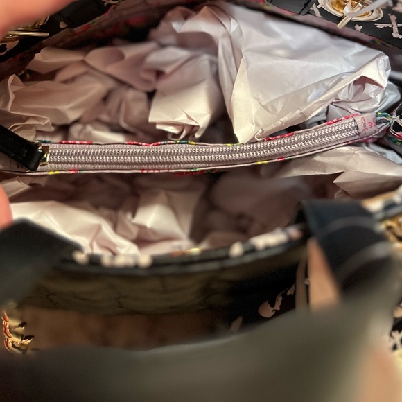 BETSEY JOHNSON XOSUNNY Puffy Hearts w/ Skull Scarf Attachment NWT - Picture 10 of 15